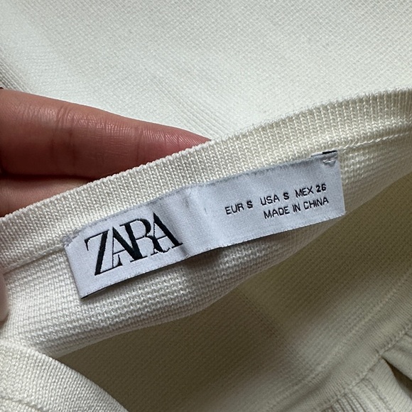 Zara Cream Ribbed Knit Top - Picture 3 of 3
